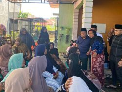 Melayat Kerumah Duka Sangkot Tua Panggabean, Darwin Sitompul : Kami Turut Menyampaikan Duka Yang Mendalam.