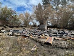 Dua Rumah Adat Milik Keluarga Situmorang Yang Berusia Ratusan Tahun Ludes Terbakar